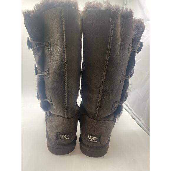 Sz 8 Chocolate UGG Boots. - Picture 4 of 12
